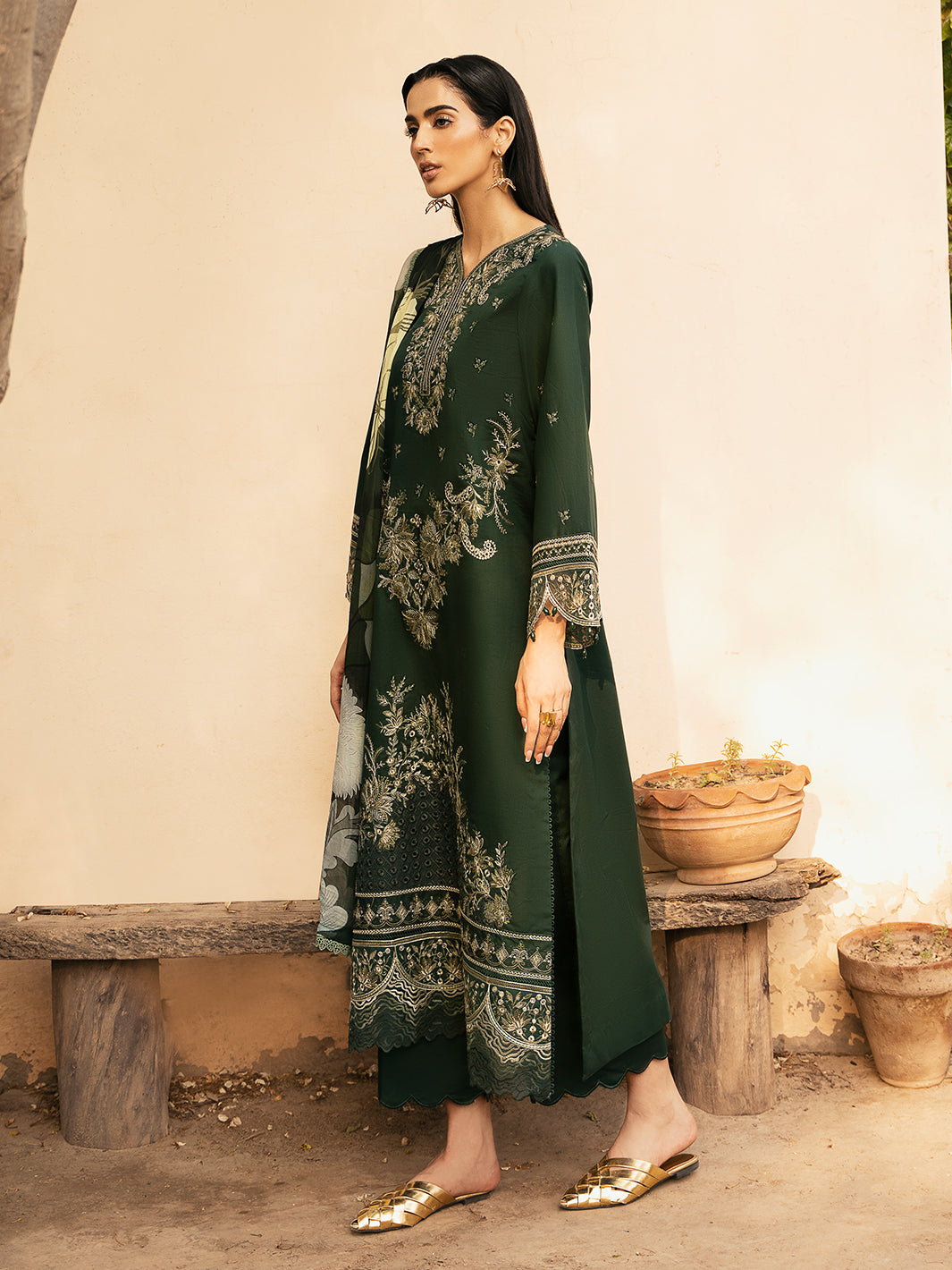 IZEL-3PC LAWN EMBROIDERED SHIRT WITH CHIFFOON PRINT DUPATTA AND EMB TROUSER